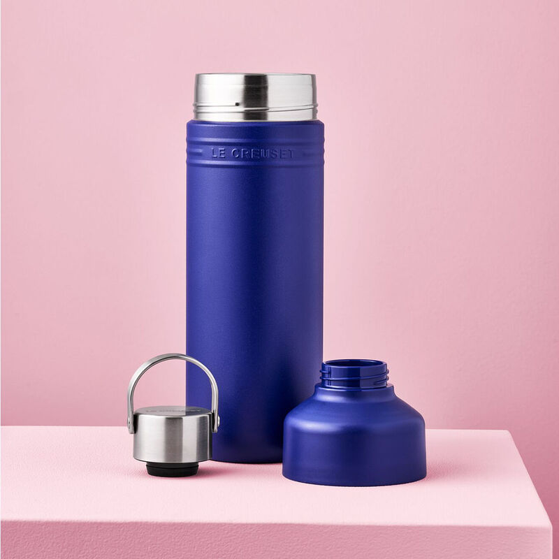 Le Creuset On The Go Insulated Water Bottle 1L image number 1